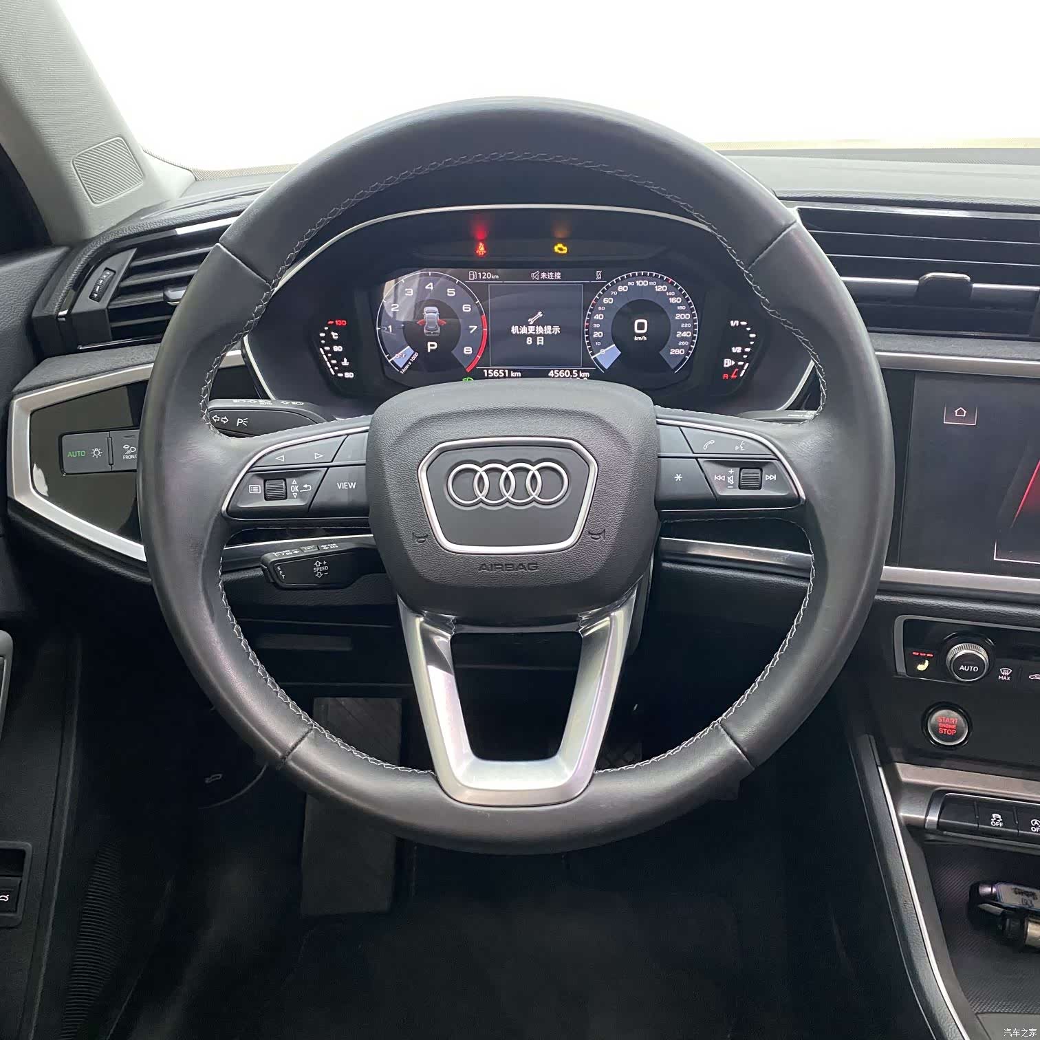 Audi Q3, 2022 12