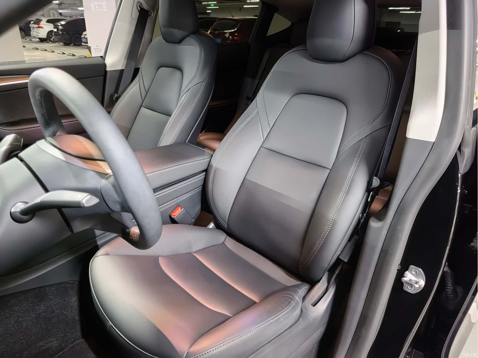 Tesla Model Y, 2021 12