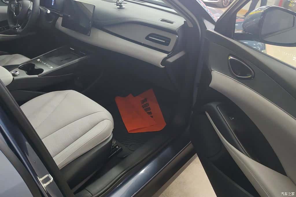 BYD Seal, 2025 8