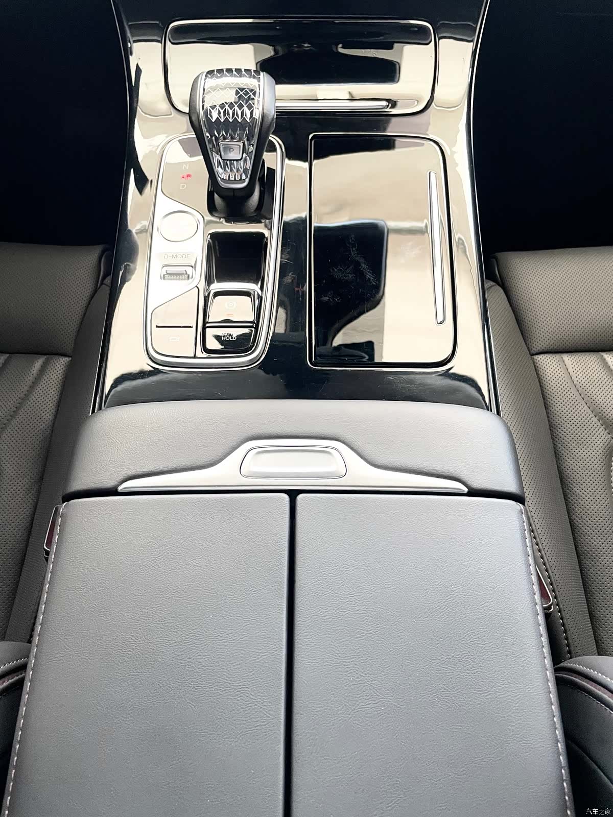 Trumpchi M8, 2024 16