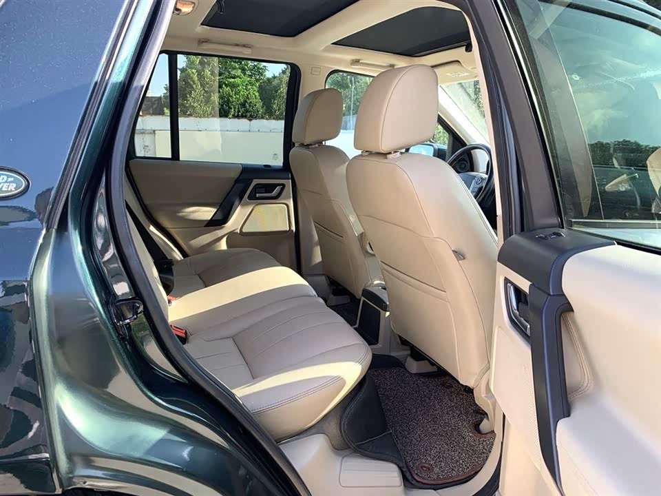 Land Rover Freelander 2