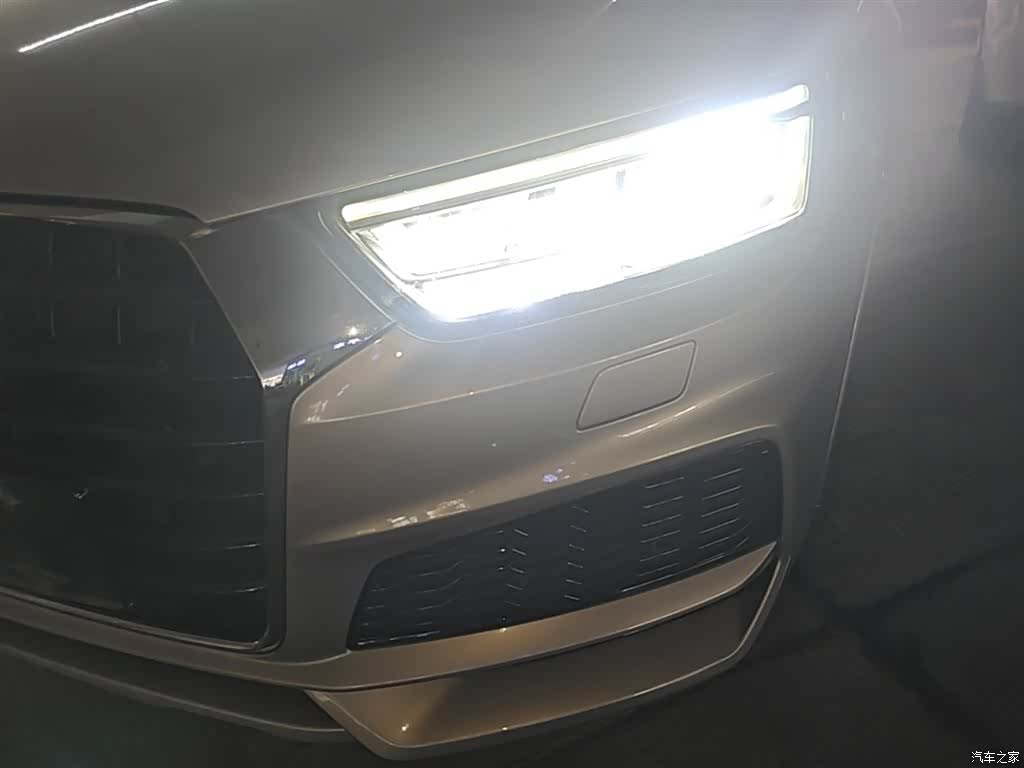 Audi Q3, 2019 24