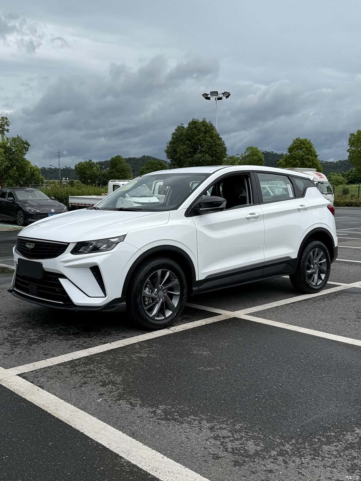 Geely Coolray, 2025 1