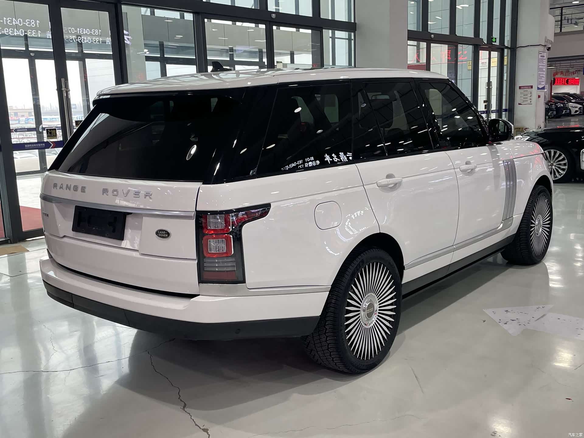 Land Rover Range Rover, 2016 11