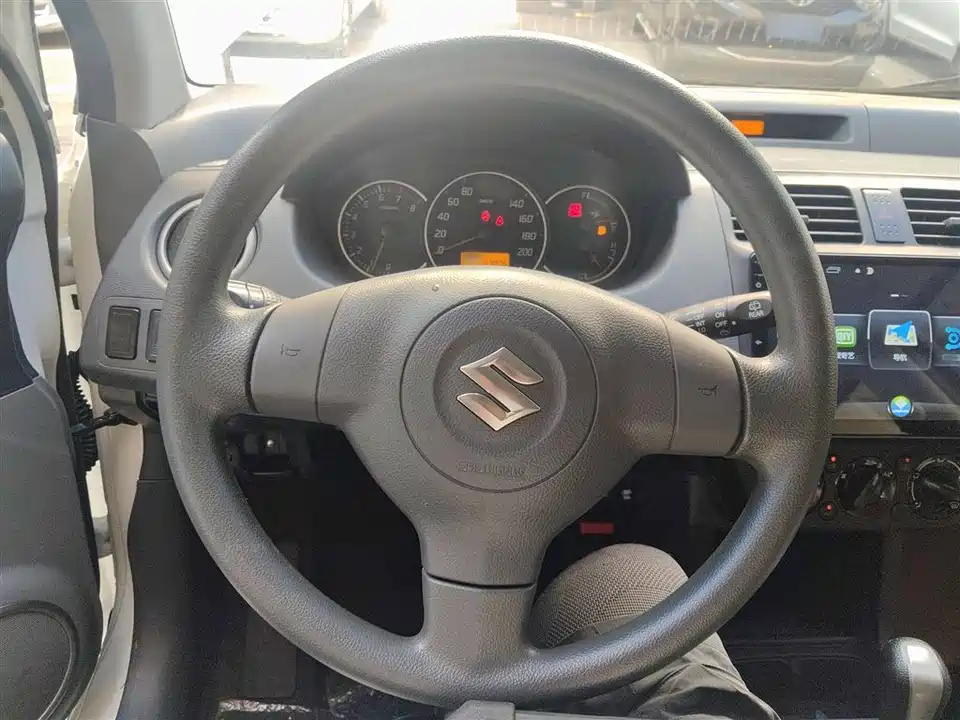 Suzuki Swift Suzuki Swift
