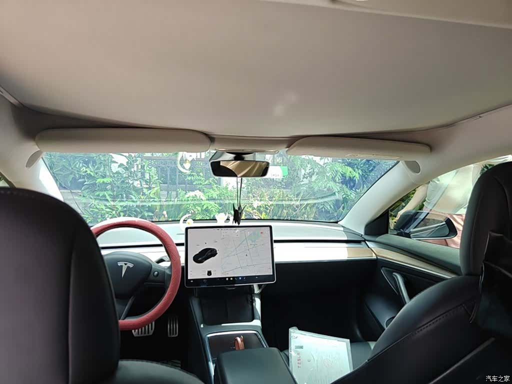 Tesla Model 3, 2021 13