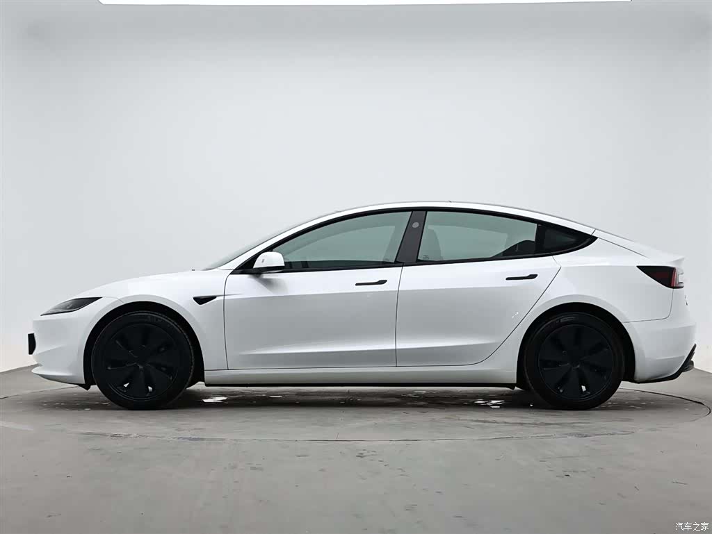 Tesla Model 3, 2024 6