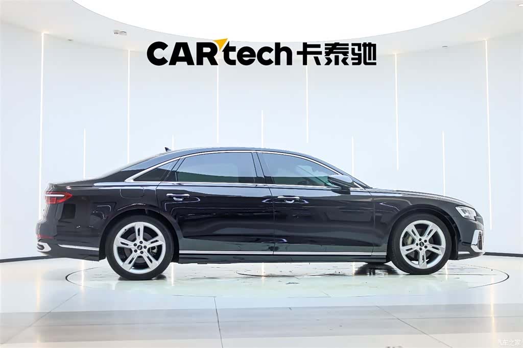 Audi A8L, 2024 4