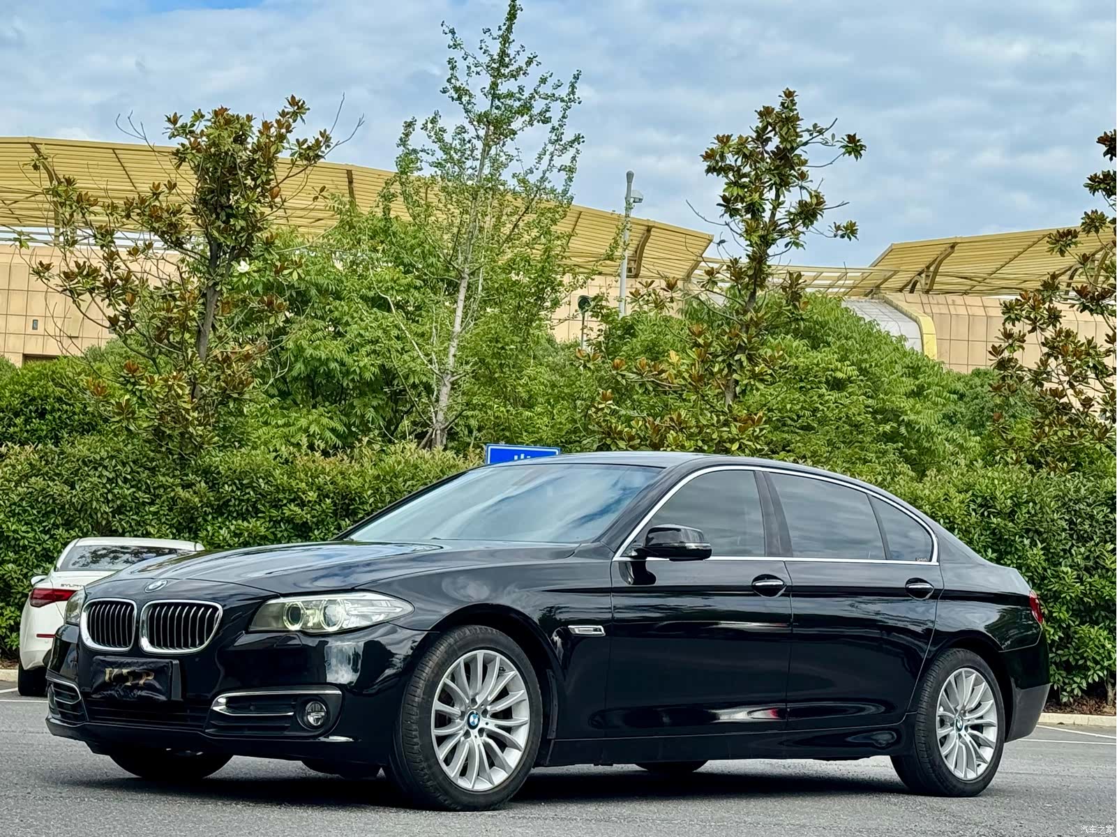 BMW 5 Series, 2016 1
