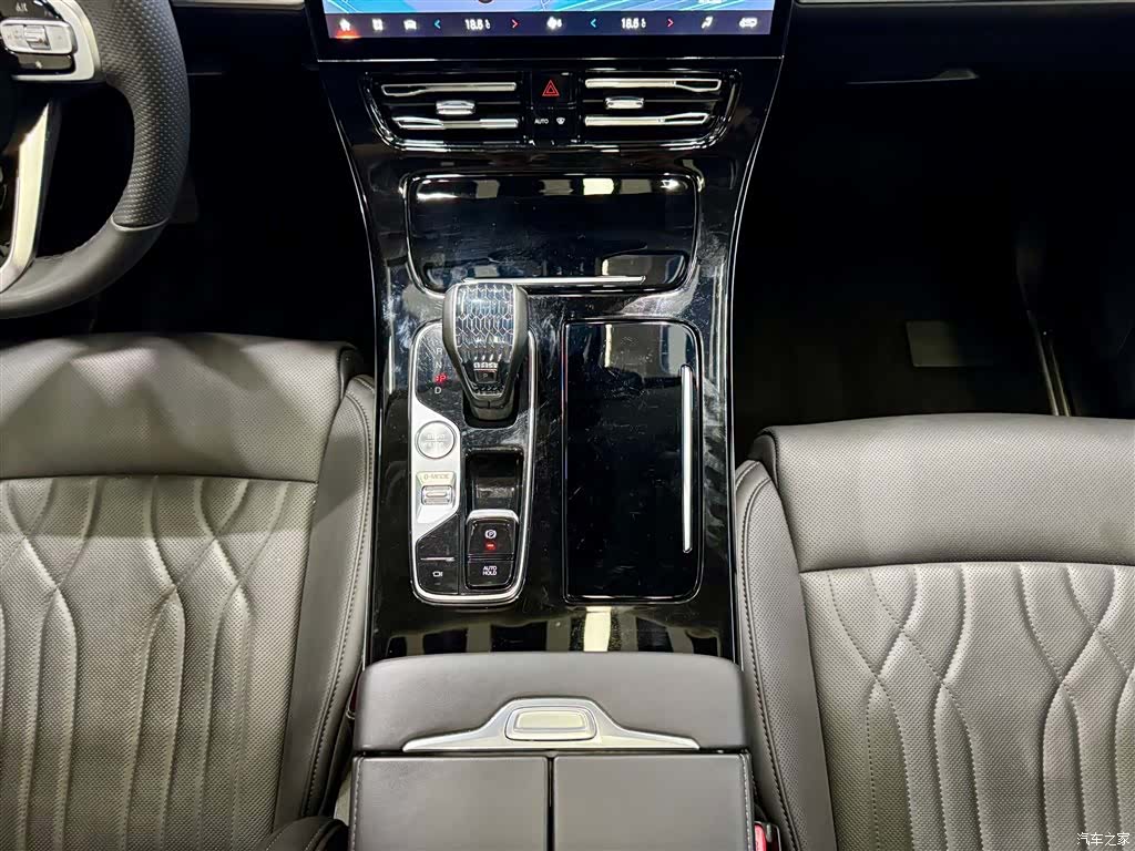 Trumpchi M8, 2025 21