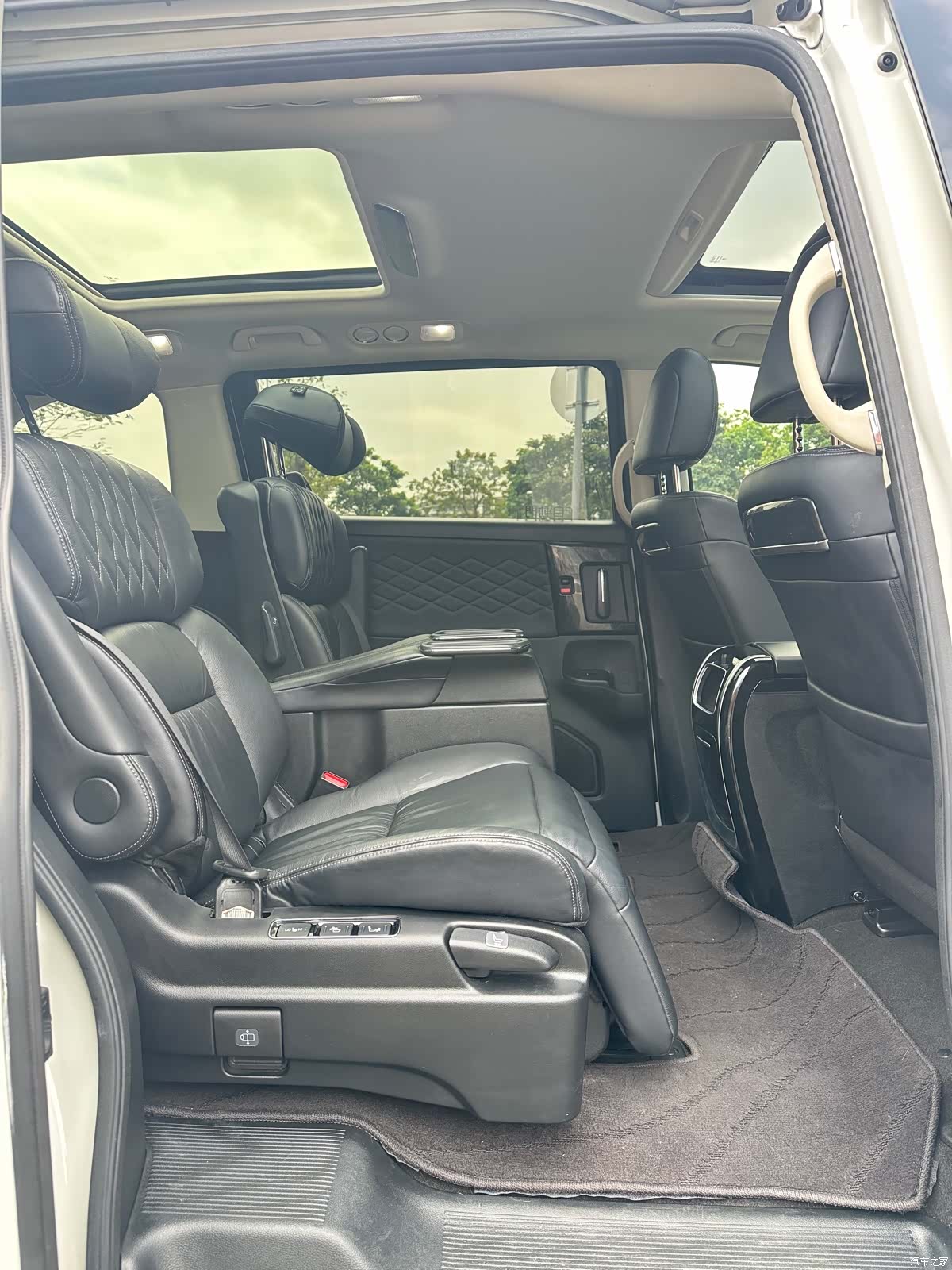 Honda Elysion, 2021 10