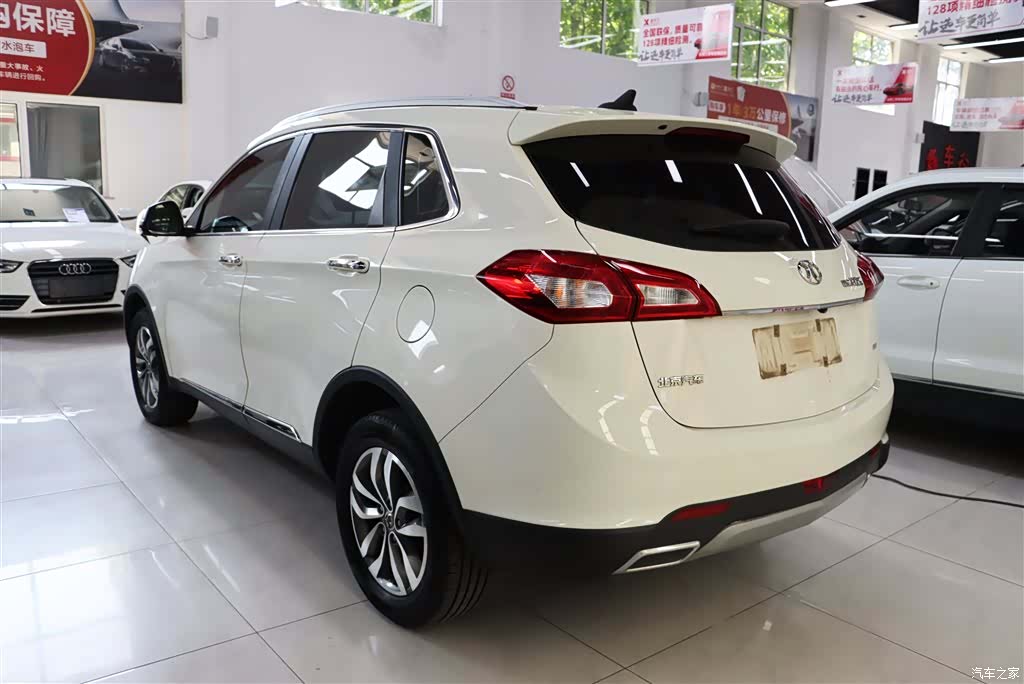 BAIC X65, 2015 7