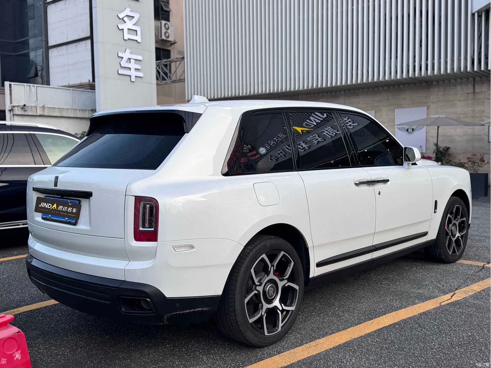 Rolls-Royce Cullinan, 2020 7