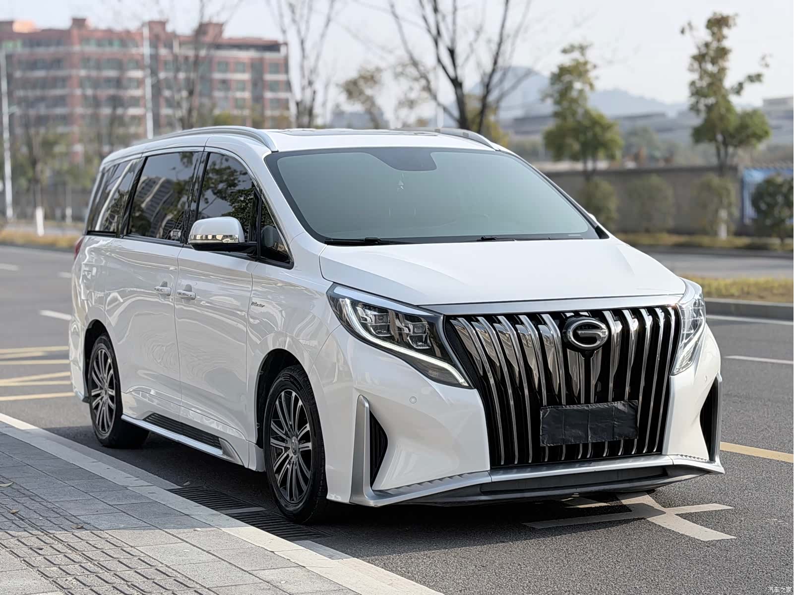 Trumpchi M8, 2021 3