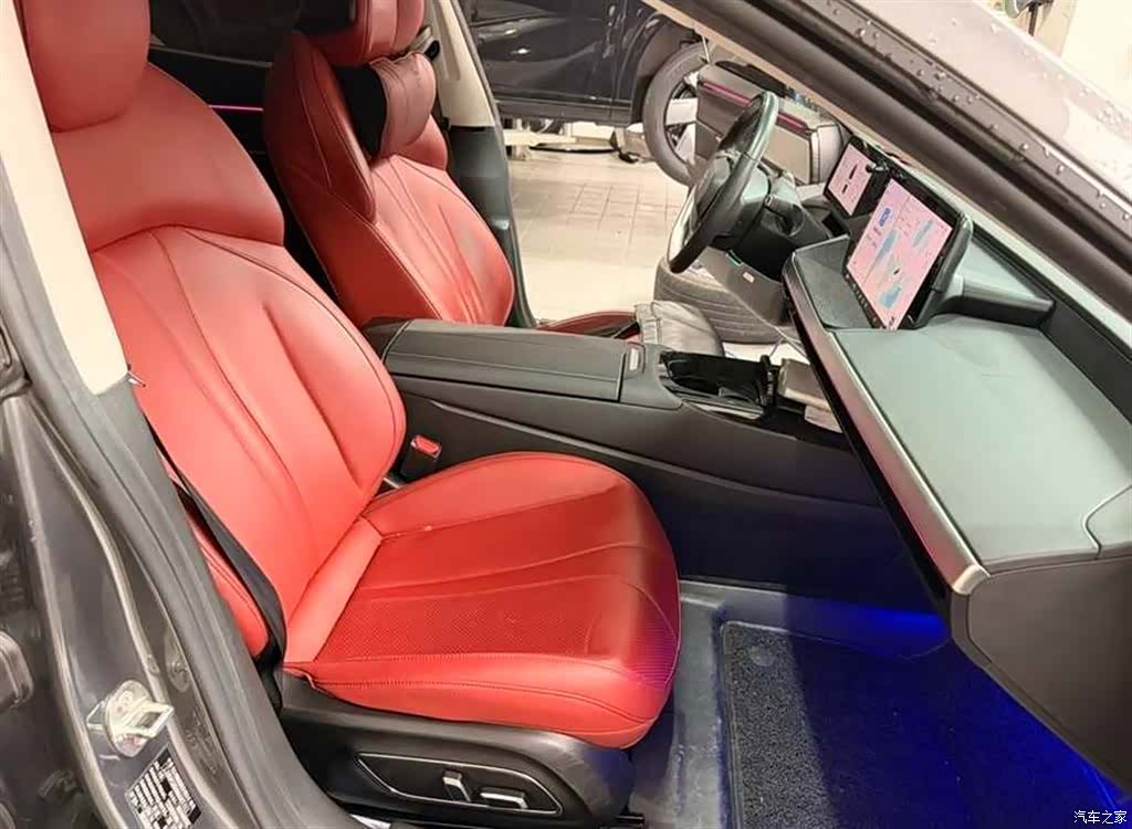 Xpeng P7, 2021 6