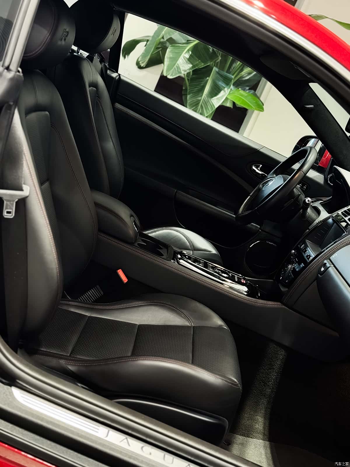 Jaguar XK, 2013 17