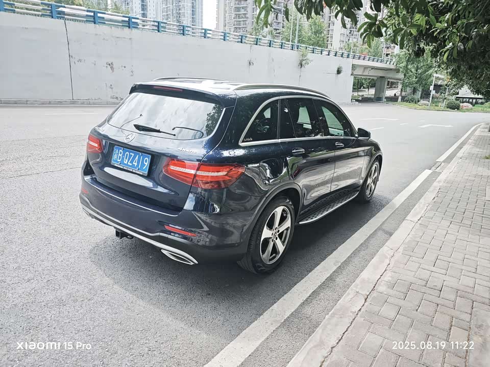 Mercedes-Benz GLC Mercedes-Benz GLC