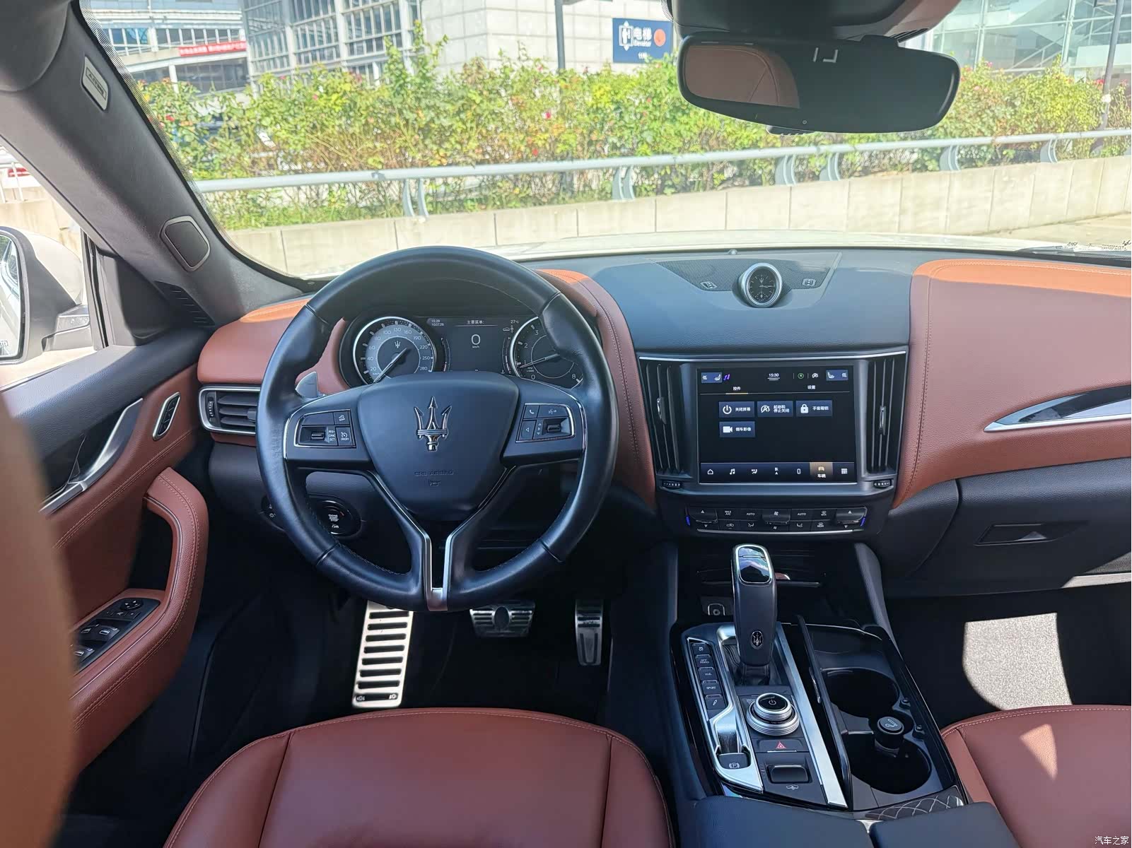 Maserati Levante, 2022 11