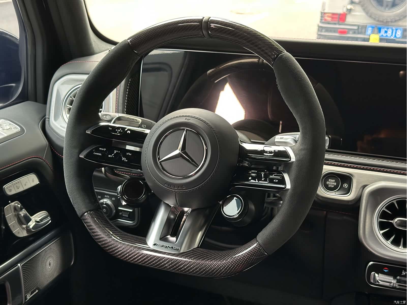 Mercedes-Benz G-Class, 2025 12