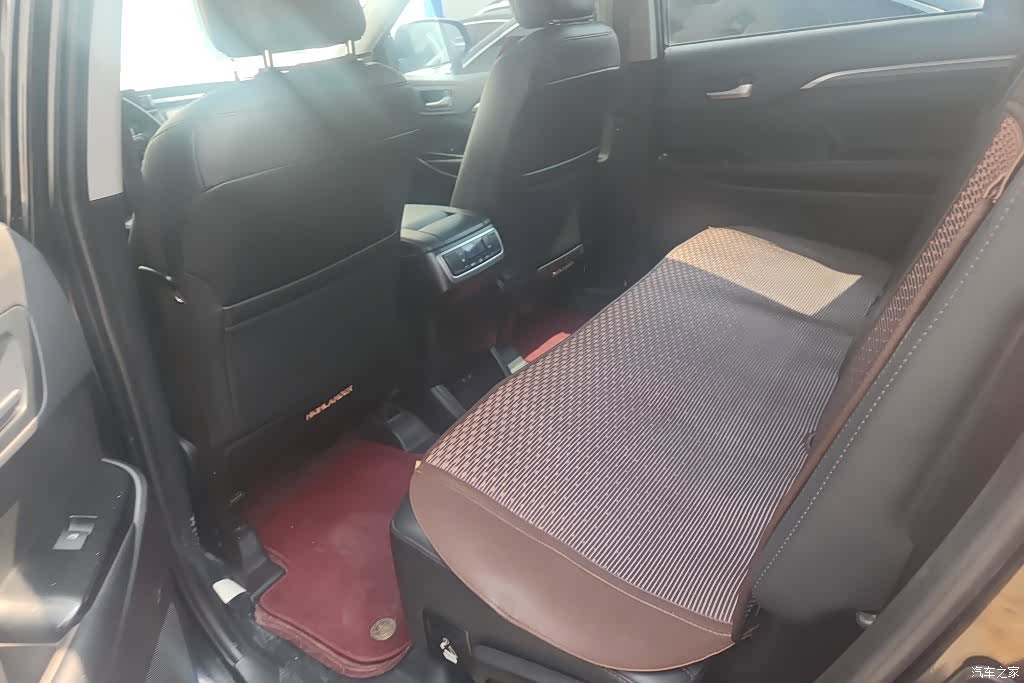 Toyota Highlander, 2021 11