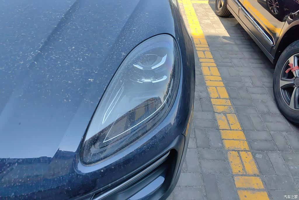 Porsche Macan, 2022 все фото
