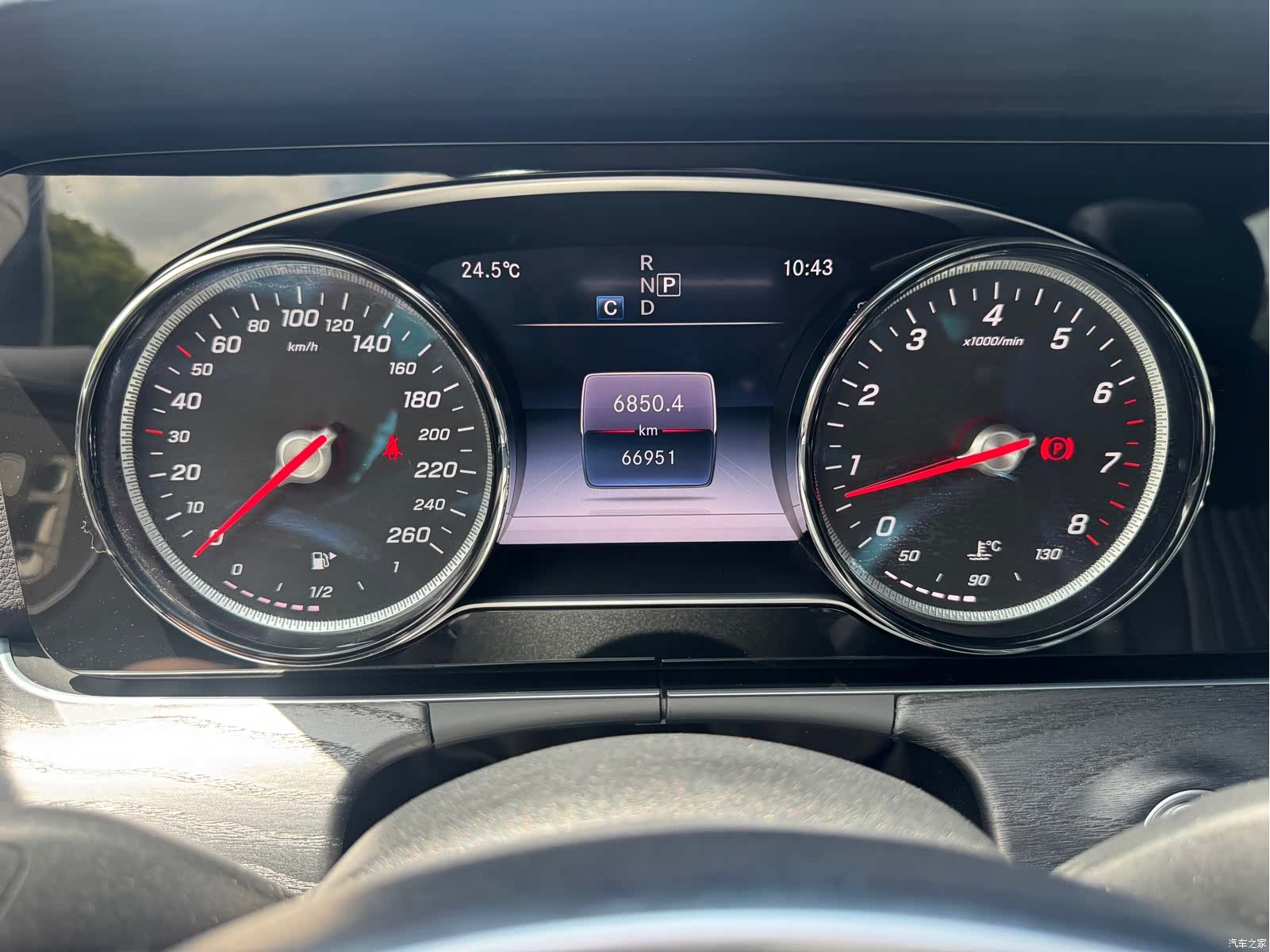 Mercedes-Benz E-Class, 2018 9