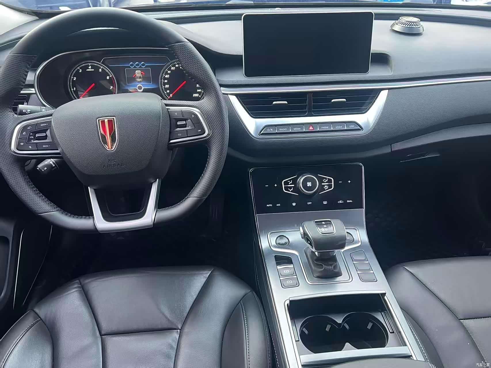 Hongqi H5, 2020 6