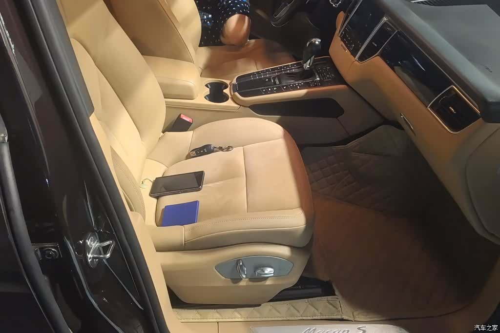 Porsche Macan, 2017 8