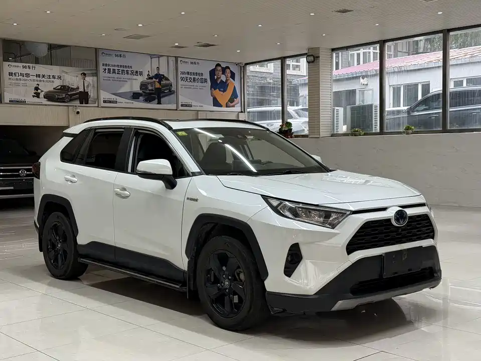 Toyota RAV4 Rongfang