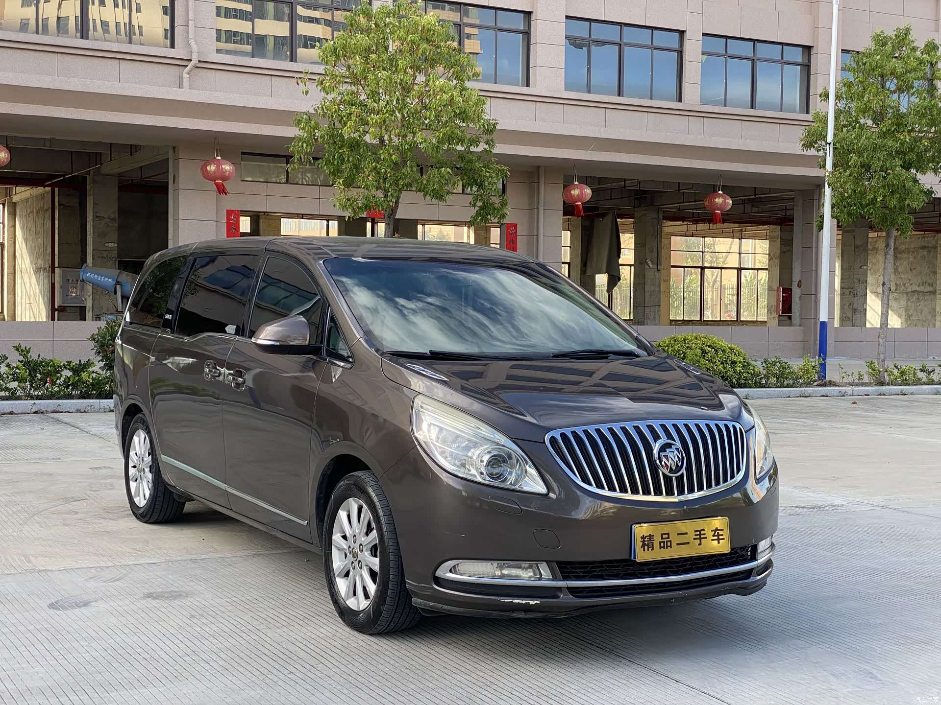Buick GL8, 2013 3