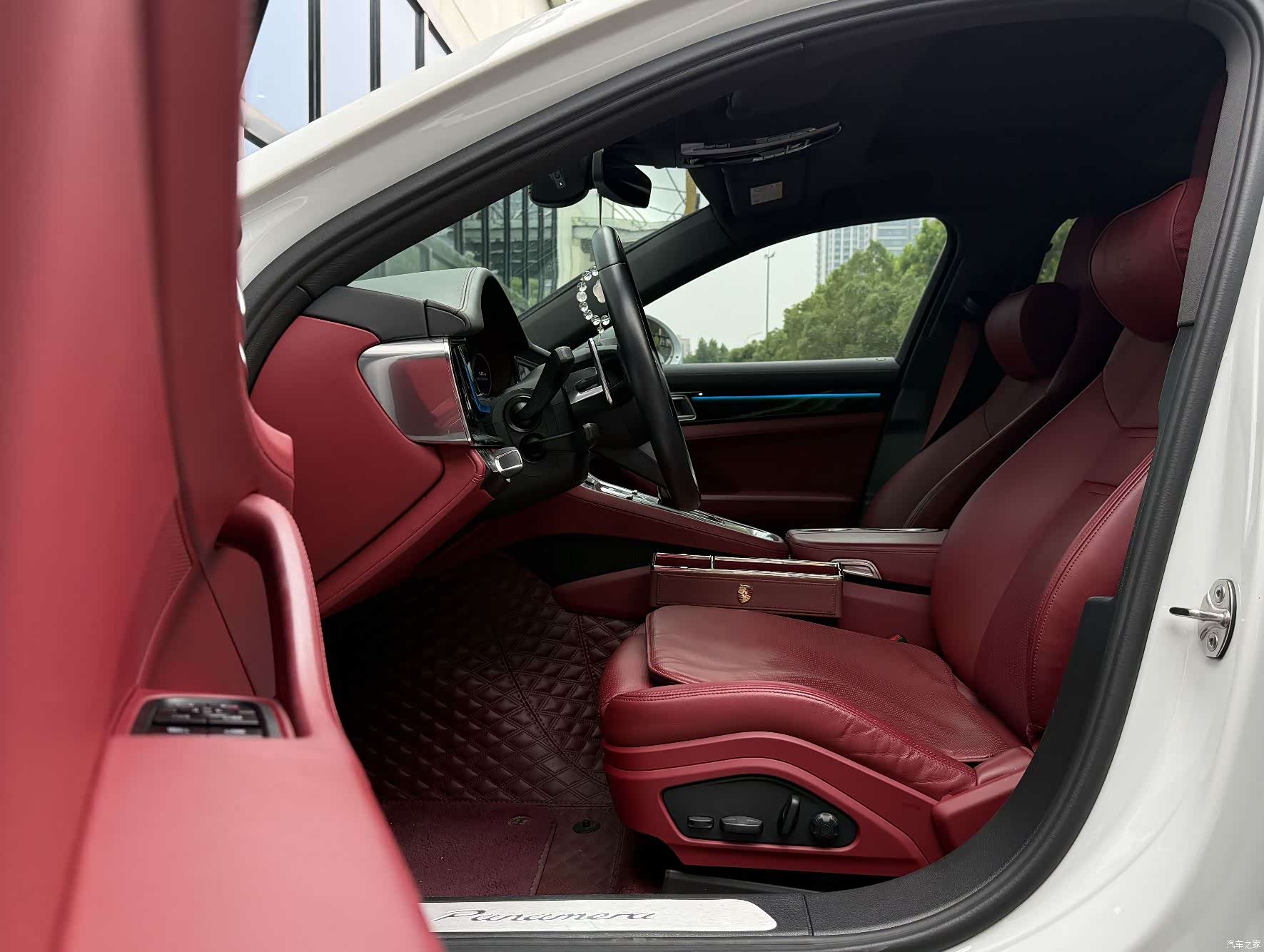 Porsche Panamera, 2022 9