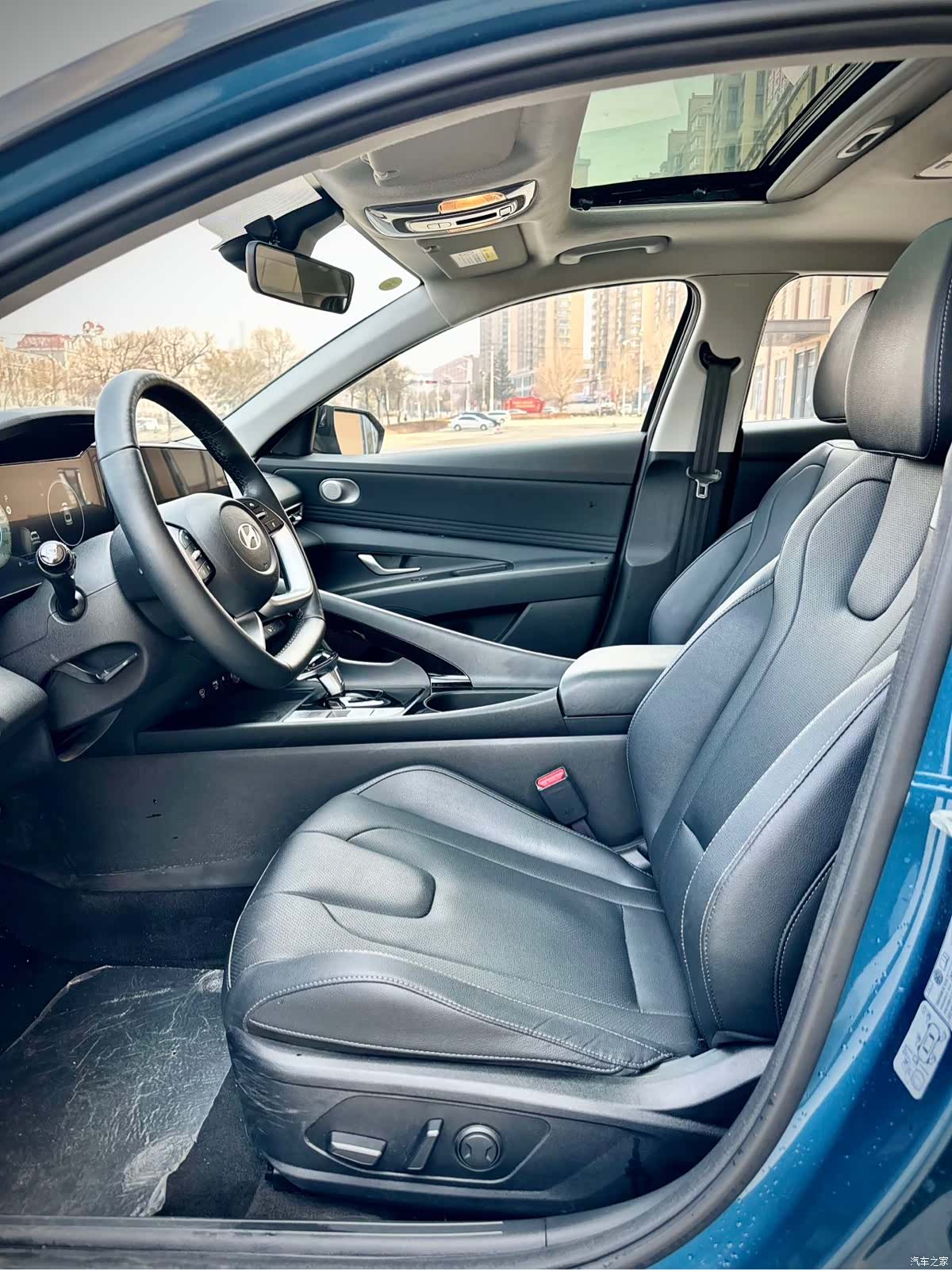 Hyundai Elantra, 2023 10