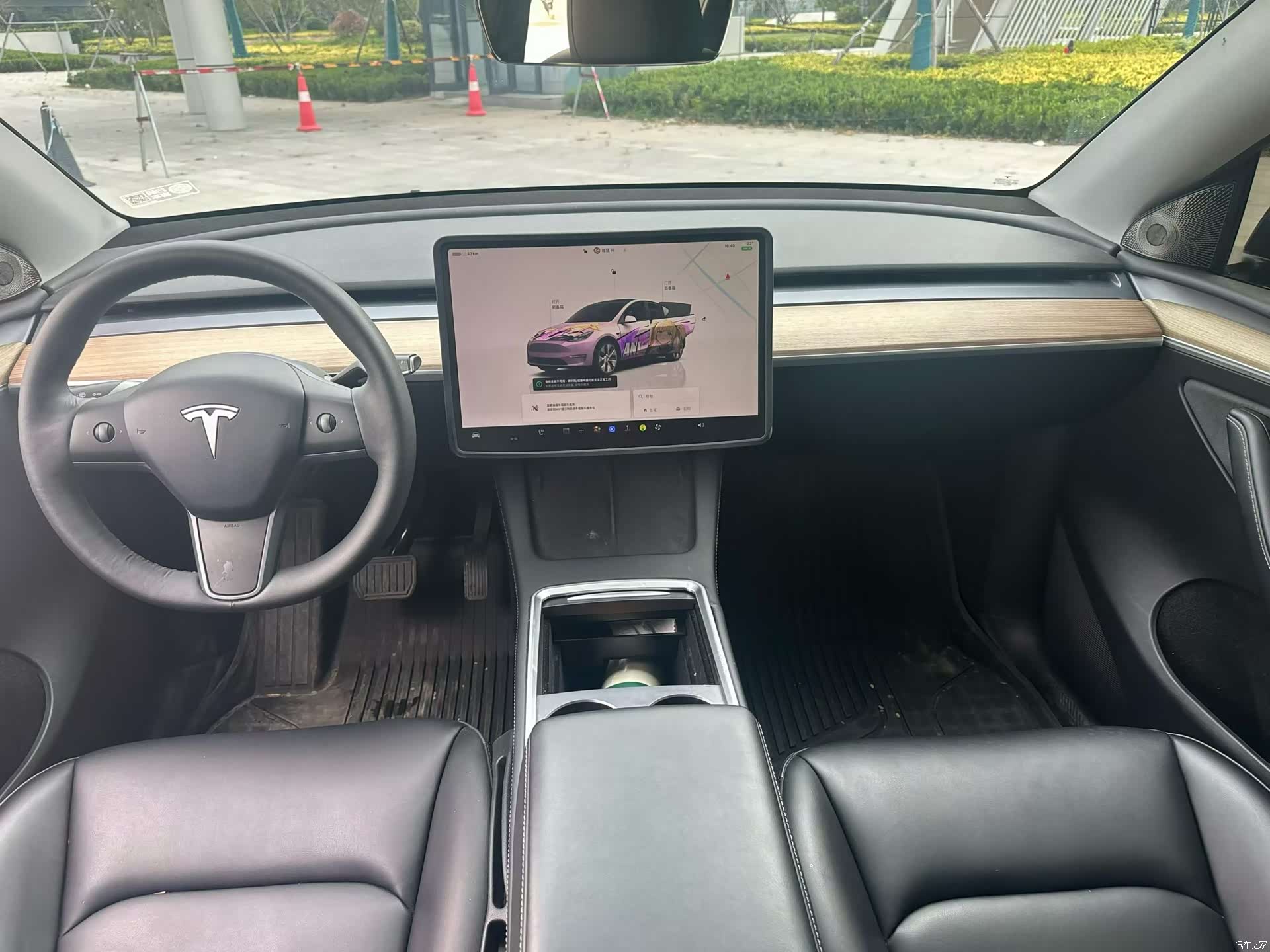 Tesla Model Y, 2023 7