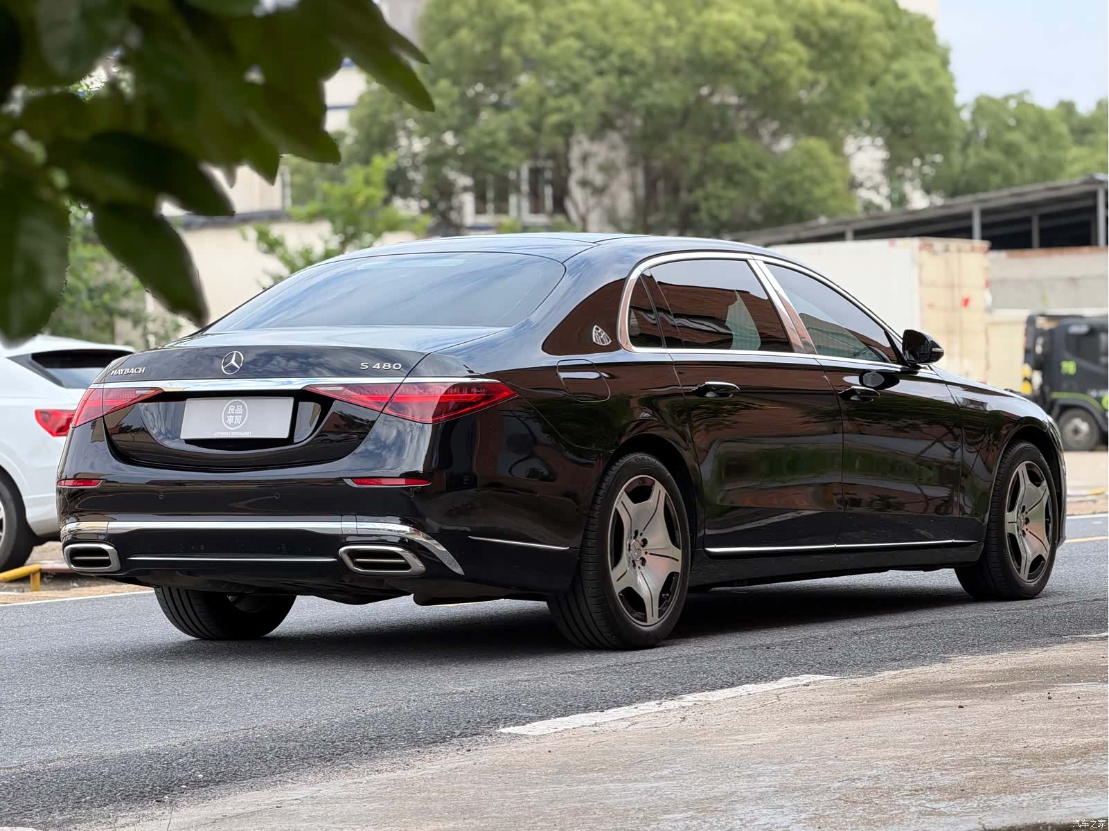 Maybach S-Class, 2023 4