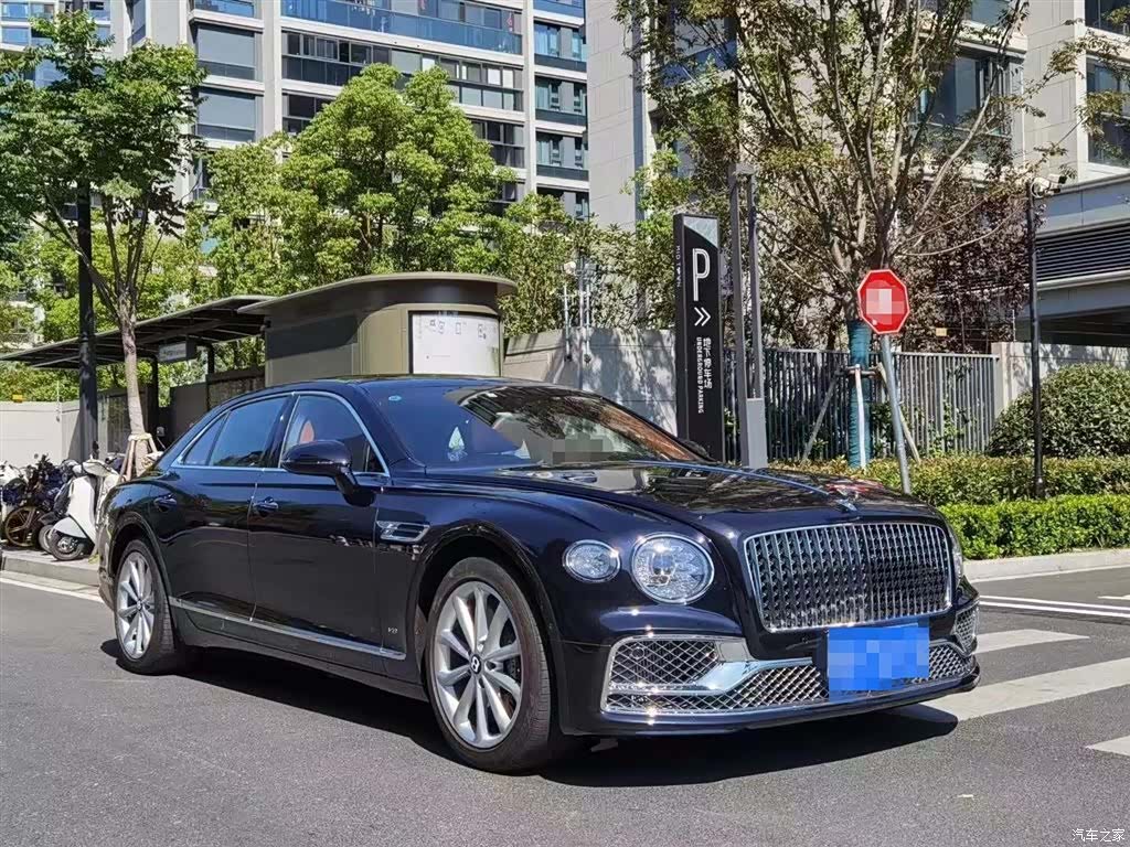 Bentley Flying Spur, 2021 2