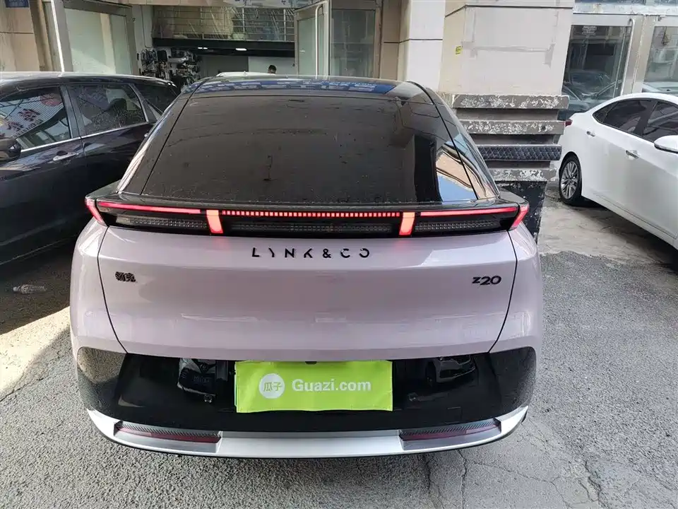 Lynk & Co Z20 Lynk & Co Z20