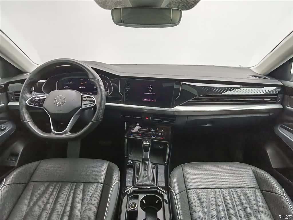 Volkswagen Passat, 2024 все фото