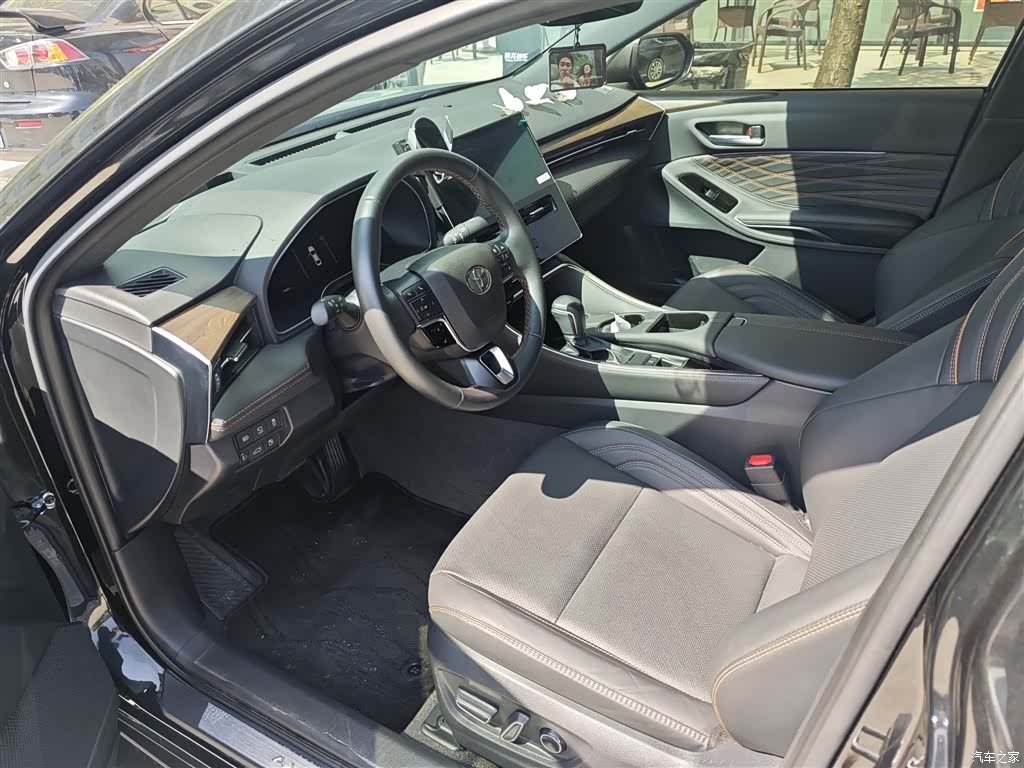 Toyota Avalon, 2025 8
