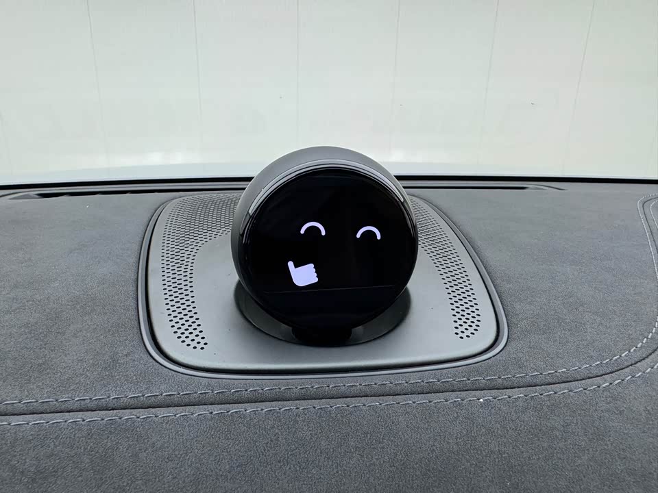 NIO EC6