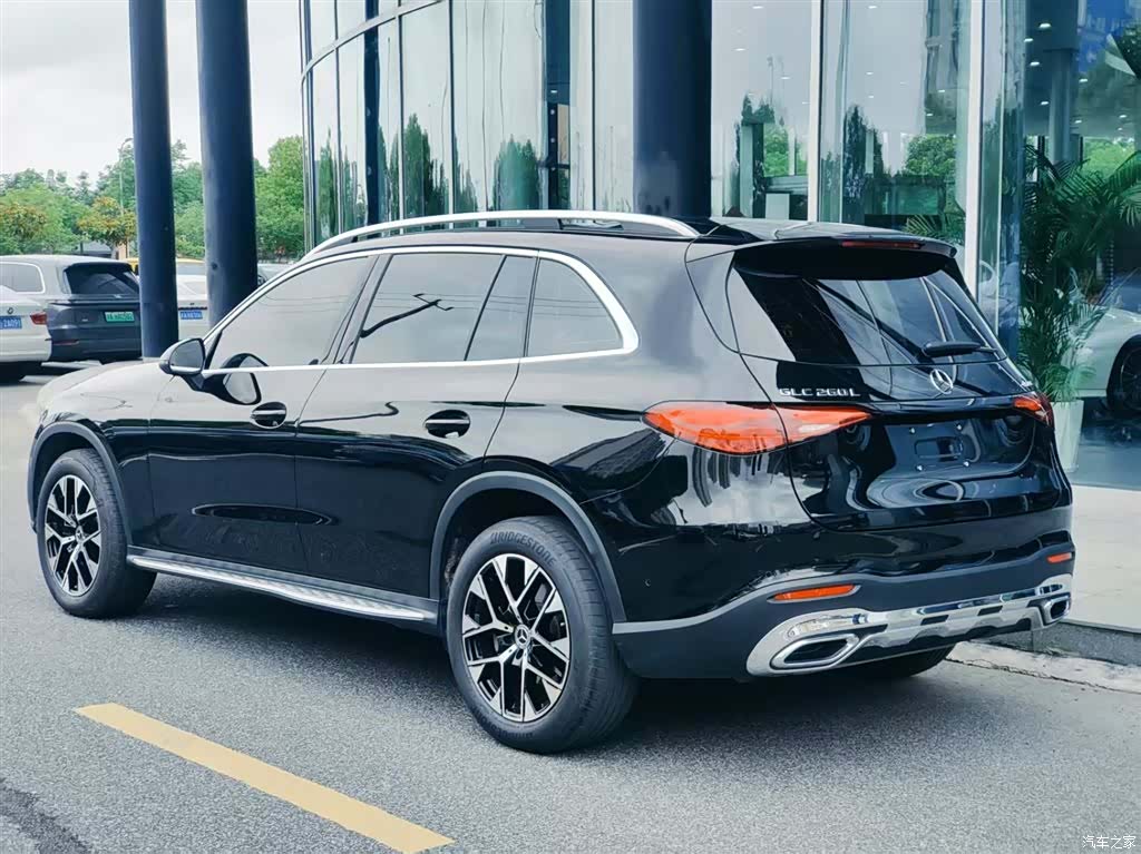 Mercedes-Benz GLC, 2024 4