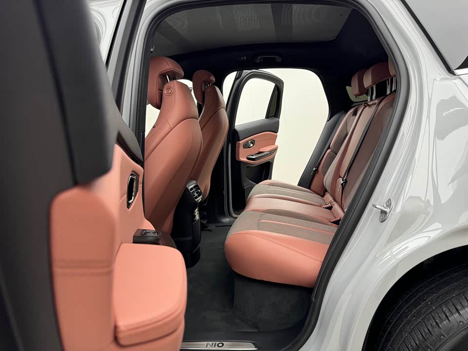 NIO EC6