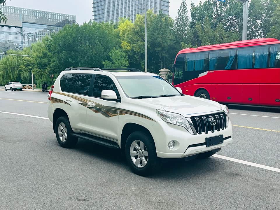 Toyota Prado