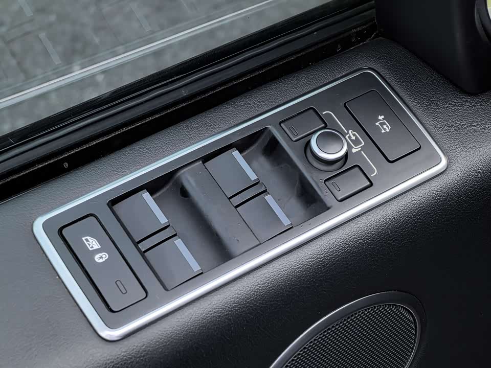 Land Rover Range Rover Land Rover Range Rover