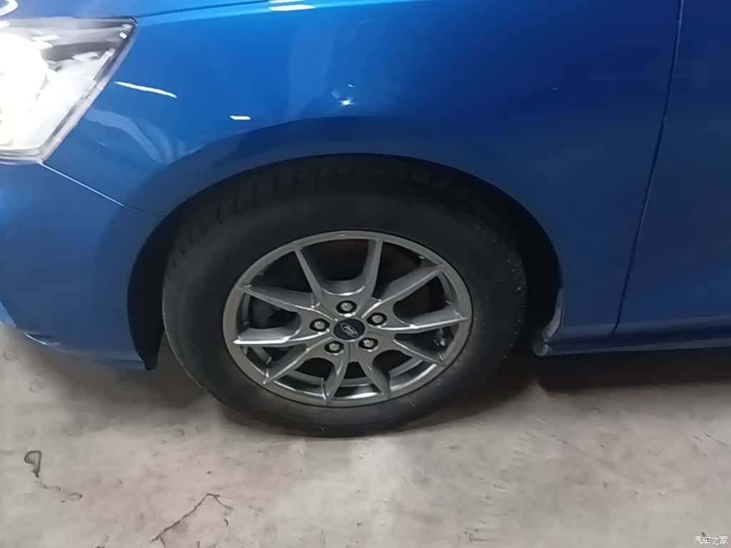 Ford Focus, 2019 23