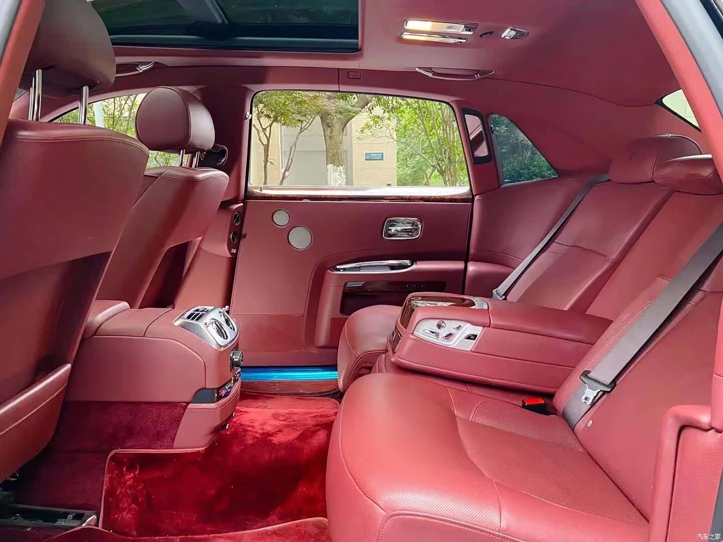 Rolls-Royce Ghost, 2014 7