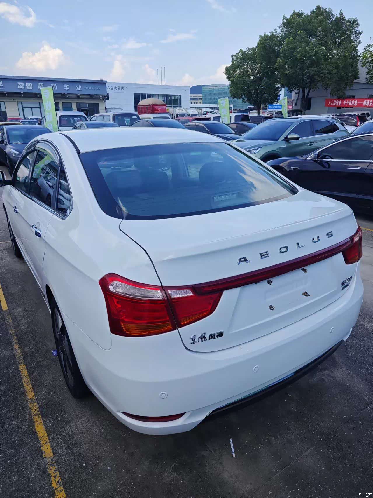 DongFeng E70, 2021 4