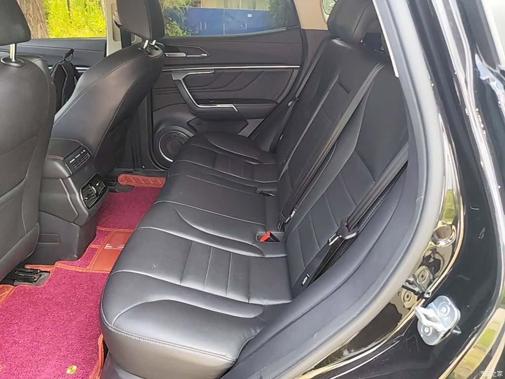 WEY VV5, 2018 17