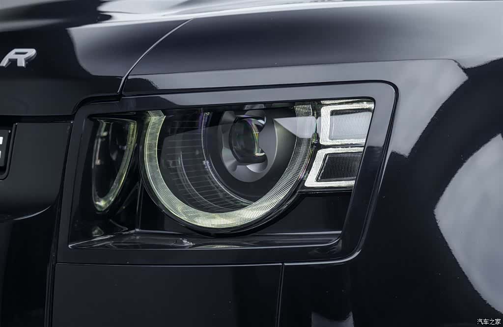 Land Rover Defender, 2023 8