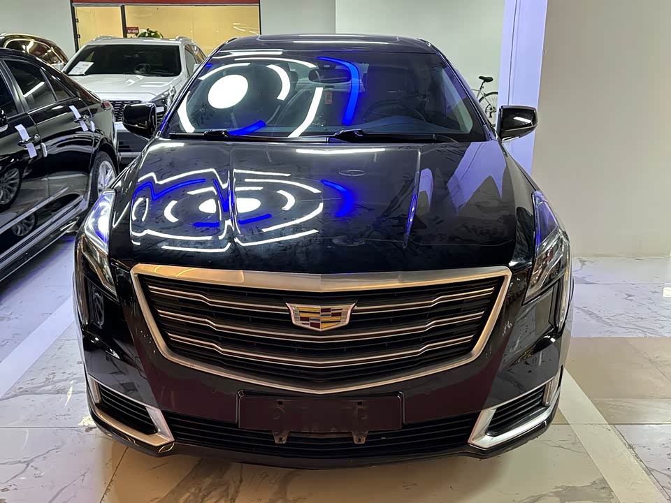 Cadillac XTS