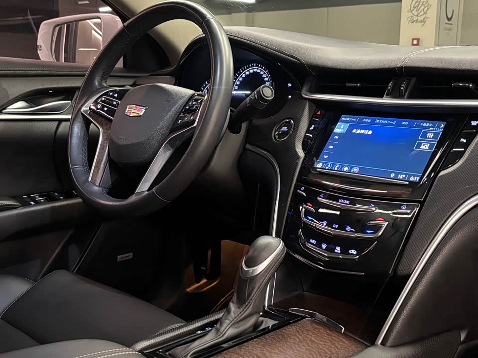 Cadillac XTS